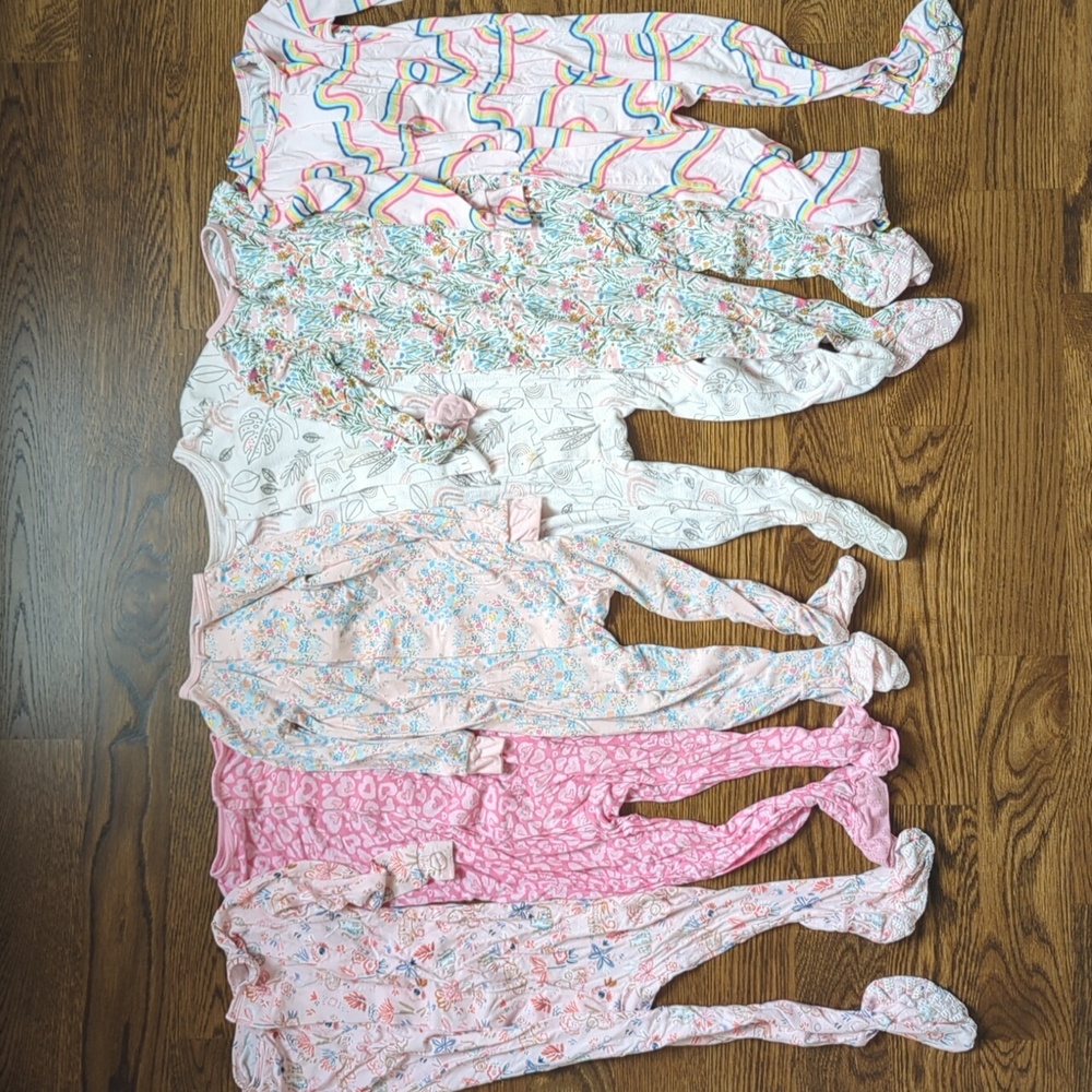 Magnetic Me size 12-18M footed onesies Lot/Set